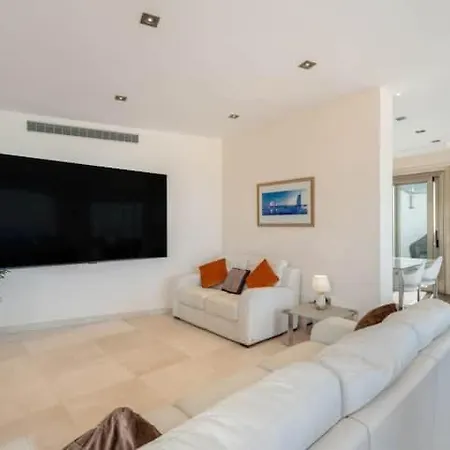 Apartment Readhostprofile&scan! Luxury 4-bedroom With Pool Antibes