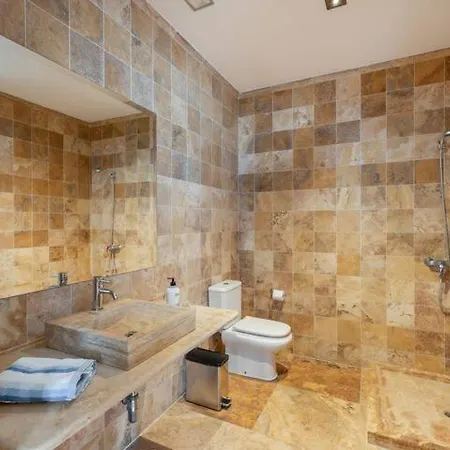 Readhostprofile&scan! Luxury 4-bedroom With Pool *