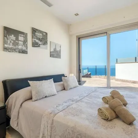 아파트 Readhostprofile&scan! Luxury 4-bedroom With Pool *