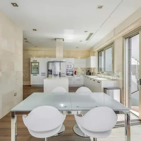 Readhostprofile&scan! Luxury 4-bedroom With Pool * Antibes