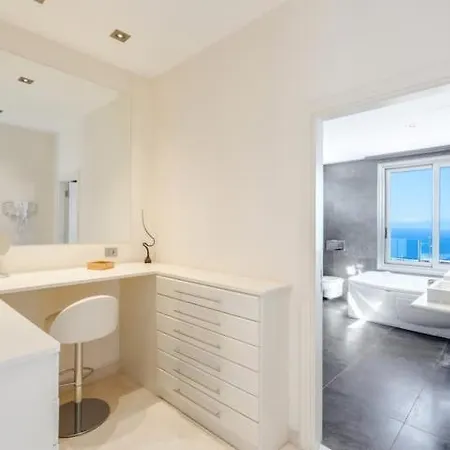 Readhostprofile&scan! Luxury 4-bedroom With Pool